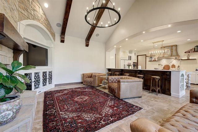 2204 Catalina Drive, Edmond, OK 73013