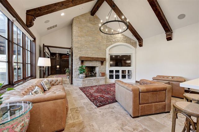 2204 Catalina Drive, Edmond, OK 73013