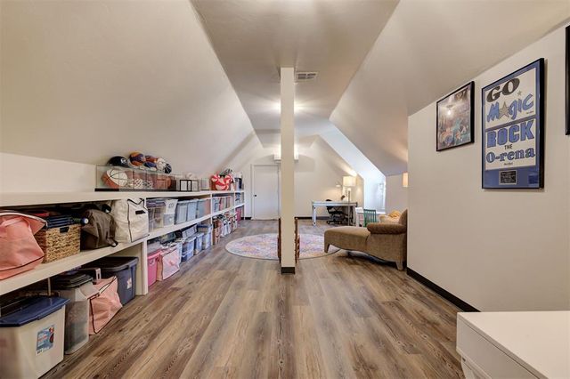 2204 Catalina Drive, Edmond, OK 73013
