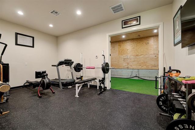 2204 Catalina Drive, Edmond, OK 73013