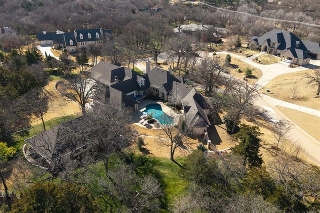 2204 Catalina Drive, Edmond, OK 73013