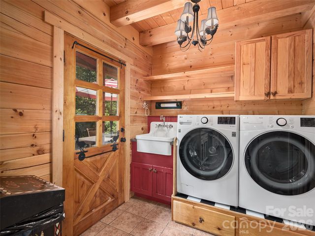 413 Green Hills Road, Mill Spring, NC 28756