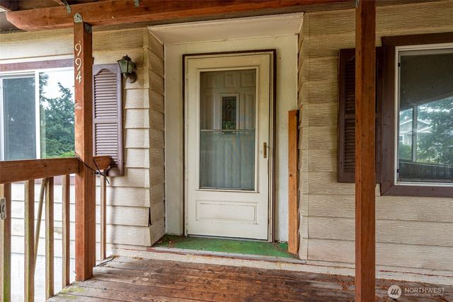 994 Diane Avenue, Oak Harbor, WA 98277