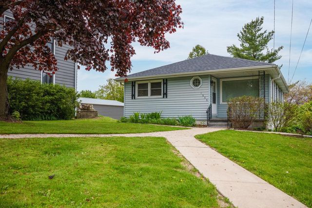 1666 240th AVENUE, Kansasville, WI 53139