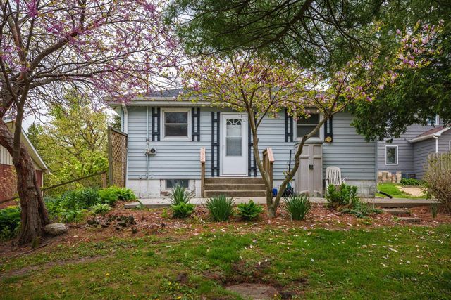 1666 240th AVENUE, Kansasville, WI 53139
