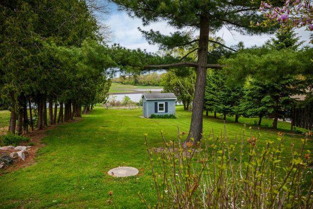 1666 240th AVENUE, Kansasville, WI 53139