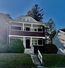 15 Rosemont Rd 2, Worcester, MA 01605