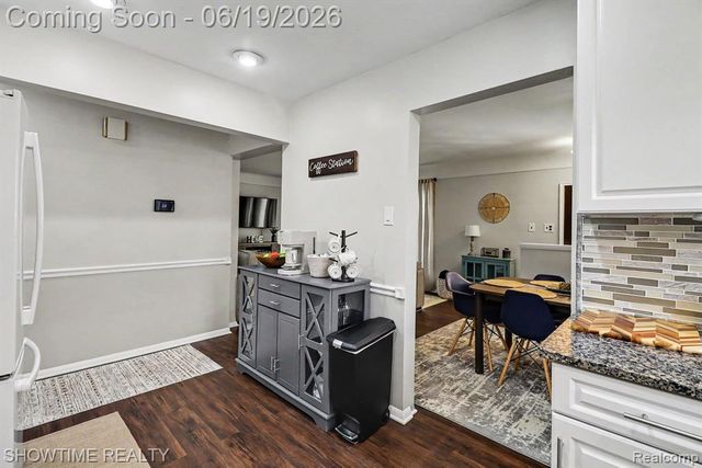 1955 Catalpa Drive, Berkley, MI 48072