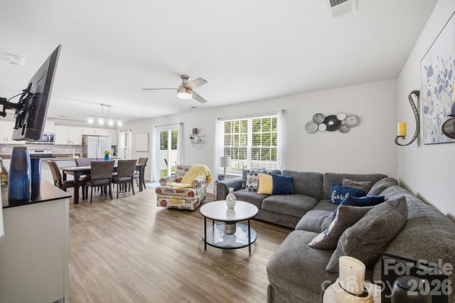 2307 Meadow Stream Drive, Sherrills Ford, NC 28673