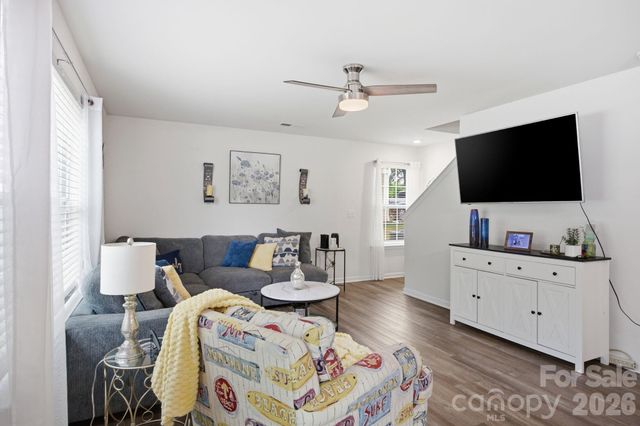 2307 Meadow Stream Drive, Sherrills Ford, NC 28673