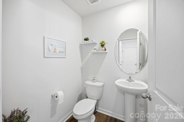 2307 Meadow Stream Drive, Sherrills Ford, NC 28673