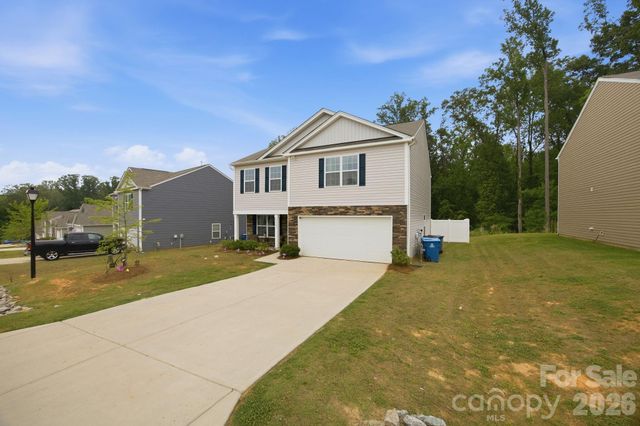 2307 Meadow Stream Drive, Sherrills Ford, NC 28673