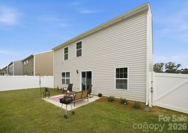 2307 Meadow Stream Drive, Sherrills Ford, NC 28673