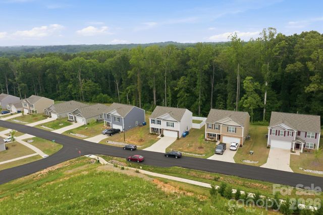 2307 Meadow Stream Drive, Sherrills Ford, NC 28673