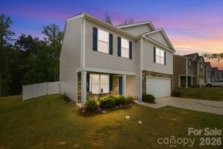 2307 Meadow Stream Drive, Sherrills Ford, NC 28673