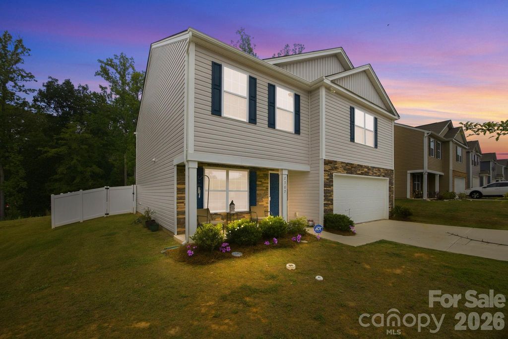 2307 Meadow Stream Drive, Sherrills Ford, NC 28673
