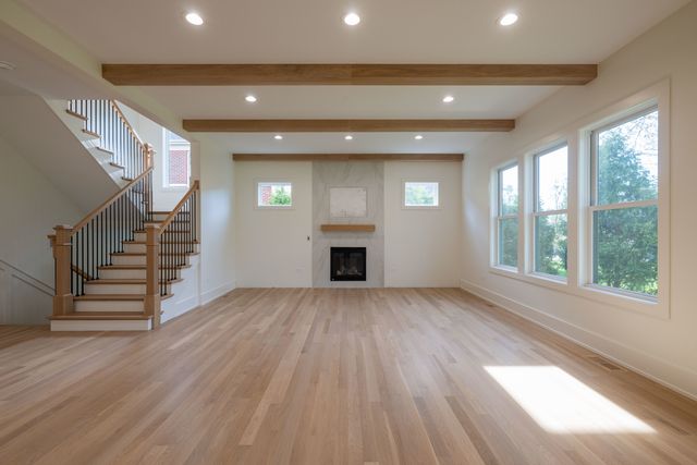 6305 N Keeler Avenue, Chicago, IL 60646