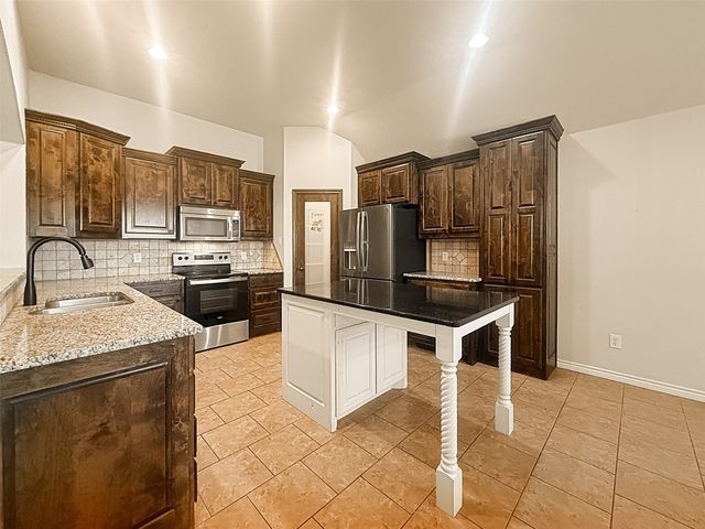 1209 Butterfield Street, Bridgeport, TX 76426