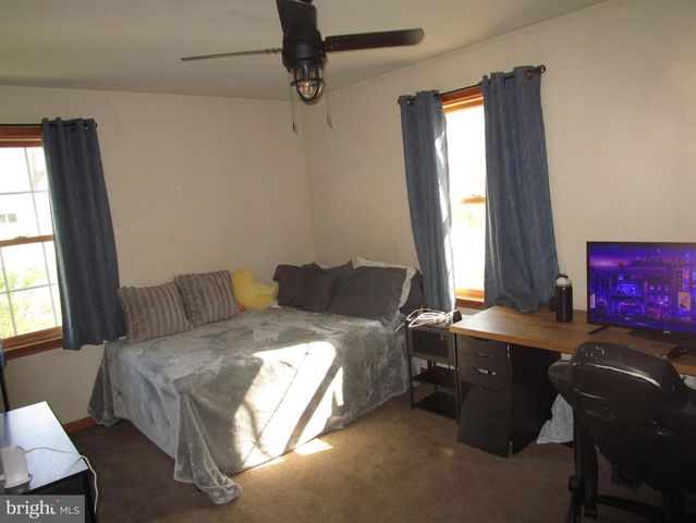 7 MARY HILL RD, Spring Mount, PA 19478