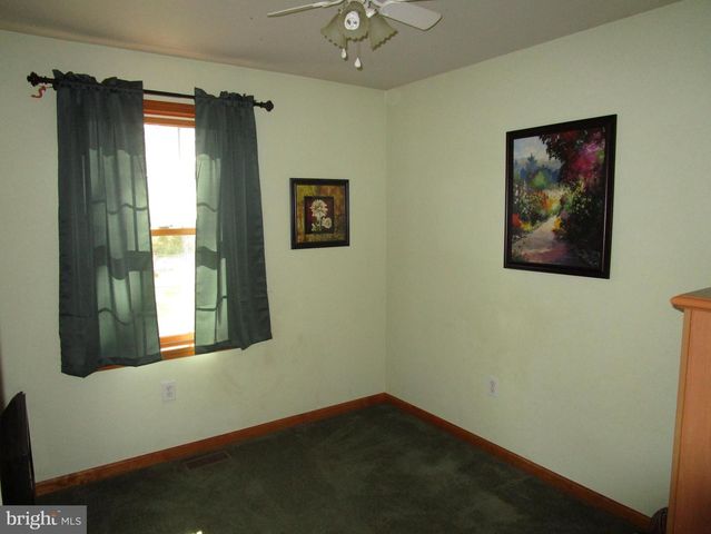7 MARY HILL RD, Spring Mount, PA 19478