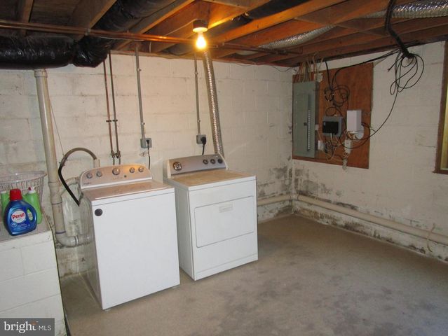 7 MARY HILL RD, Spring Mount, PA 19478
