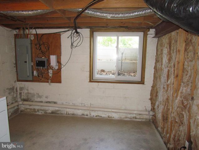 7 MARY HILL RD, Spring Mount, PA 19478