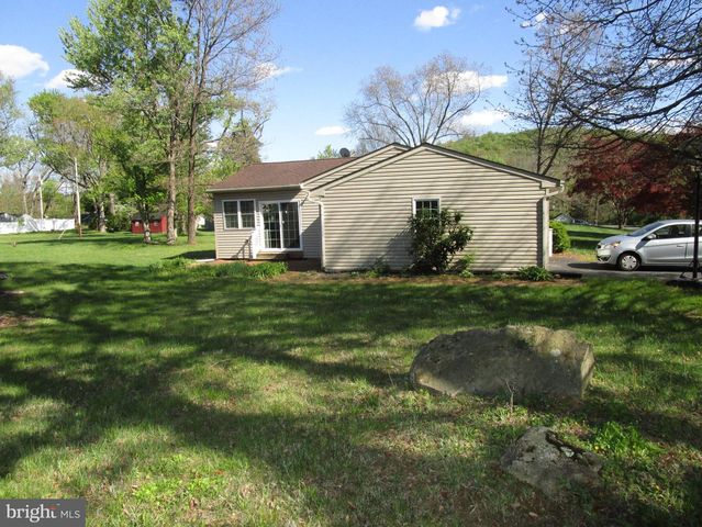 7 MARY HILL RD, Spring Mount, PA 19478