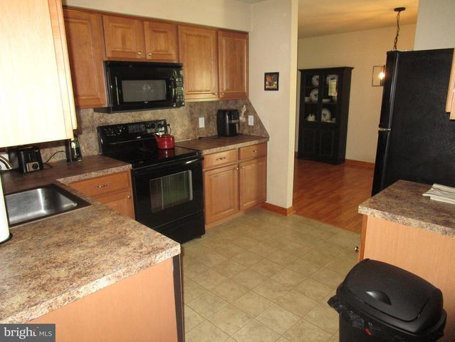 7 MARY HILL RD, Spring Mount, PA 19478
