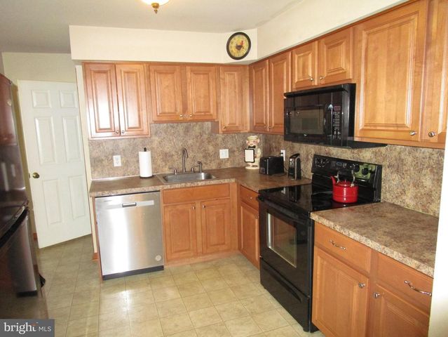 7 MARY HILL RD, Spring Mount, PA 19478