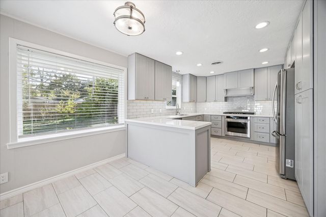 8911 Opelika Street, Houston, TX 77080