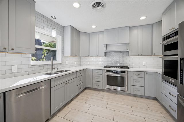 8911 Opelika Street, Houston, TX 77080