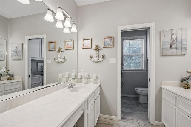428 Briar Creek Lane, Sealy, TX 77474