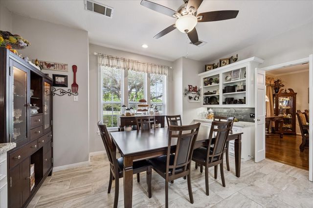428 Briar Creek Lane, Sealy, TX 77474