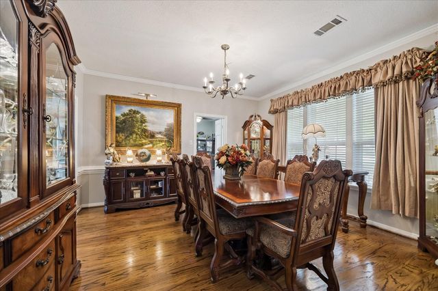 428 Briar Creek Lane, Sealy, TX 77474