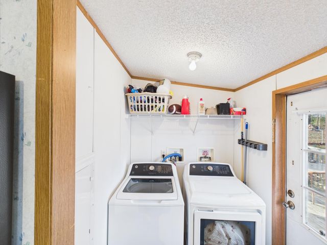 66 Indian Trail TRL, Henry, VA 24102