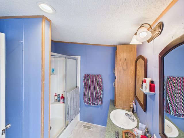 66 Indian Trail TRL, Henry, VA 24102