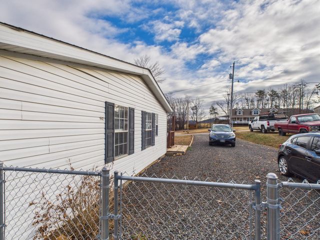 66 Indian Trail TRL, Henry, VA 24102