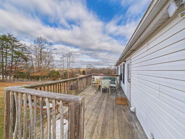 66 Indian Trail TRL, Henry, VA 24102