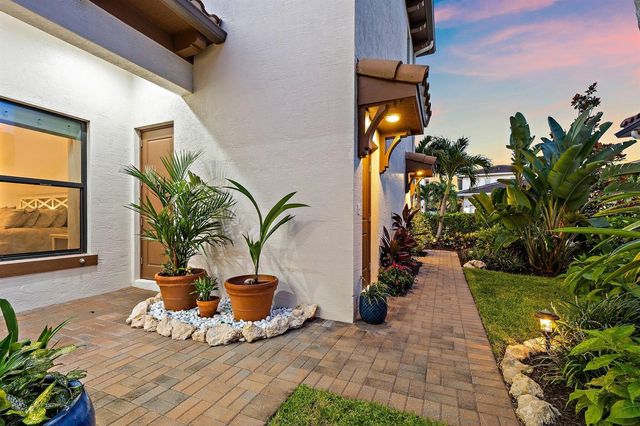 13640 Dumont Road, Palm Beach Gardens, FL 33418