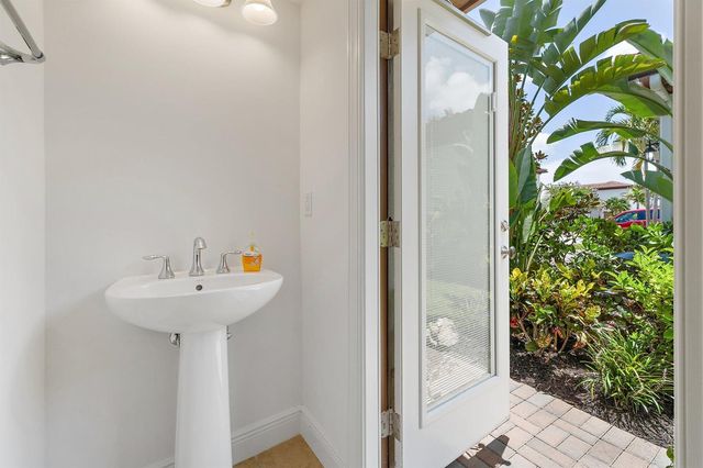 13640 Dumont Road, Palm Beach Gardens, FL 33418