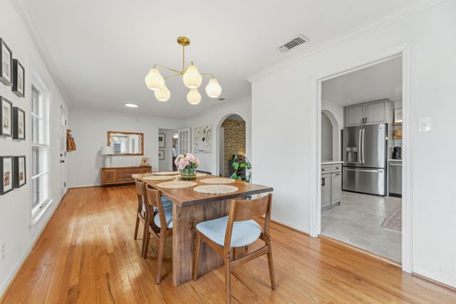 114 E Ireland Drive, Irving, TX 75062
