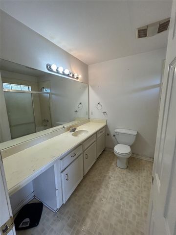 5323 Magnolia Trail, Navasota, TX 77868