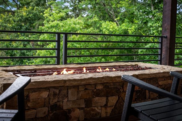 351 Black Dog Trail, Morganton, GA 30560