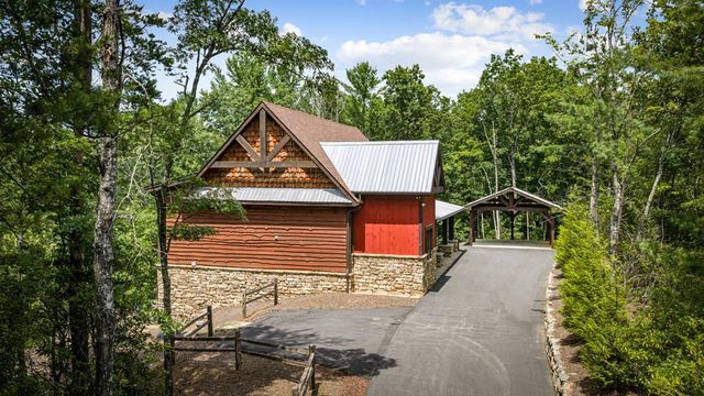 351 Black Dog Trail, Morganton, GA 30560