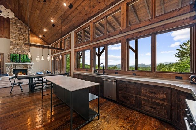 351 Black Dog Trail, Morganton, GA 30560