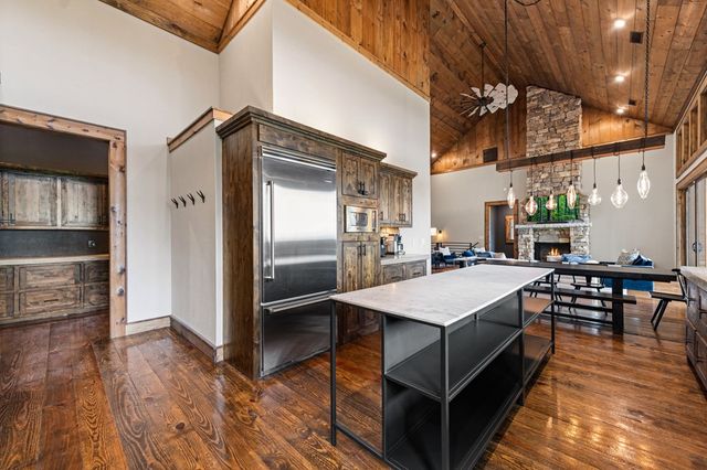 351 Black Dog Trail, Morganton, GA 30560