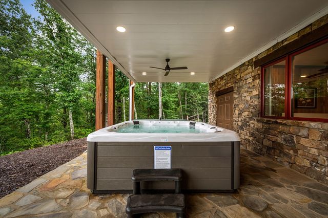 351 Black Dog Trail, Morganton, GA 30560