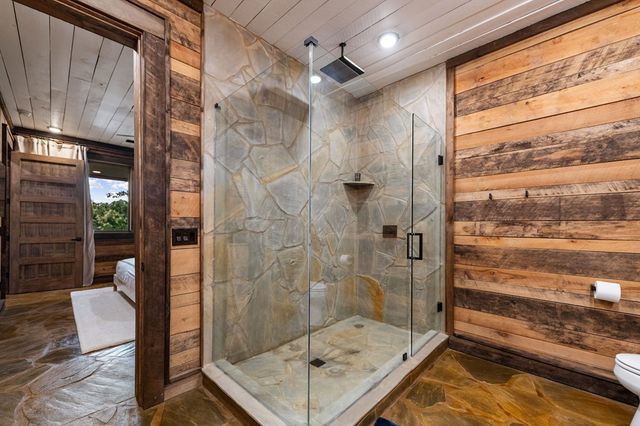 351 Black Dog Trail, Morganton, GA 30560