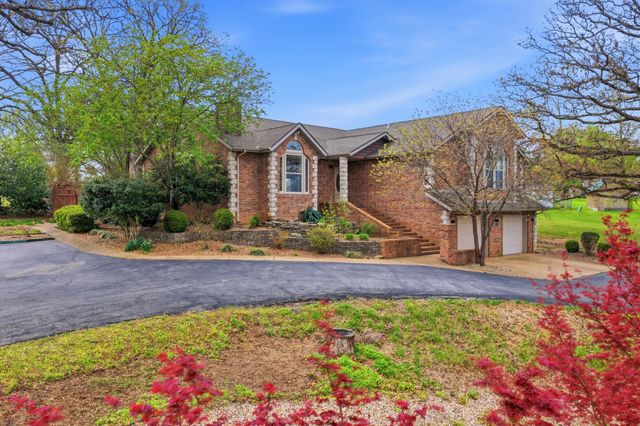 574 Skyline Drive, Forsyth, MO 65653