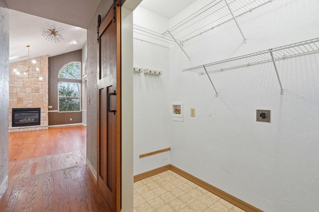 574 Skyline Drive, Forsyth, MO 65653